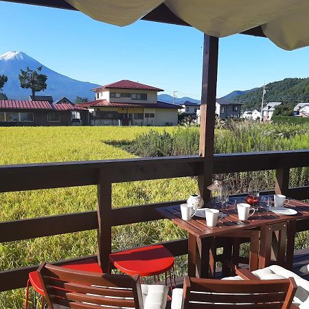 Fuji Viewest Villa Rakuwa 富士河口湖町 エクステリア 写真