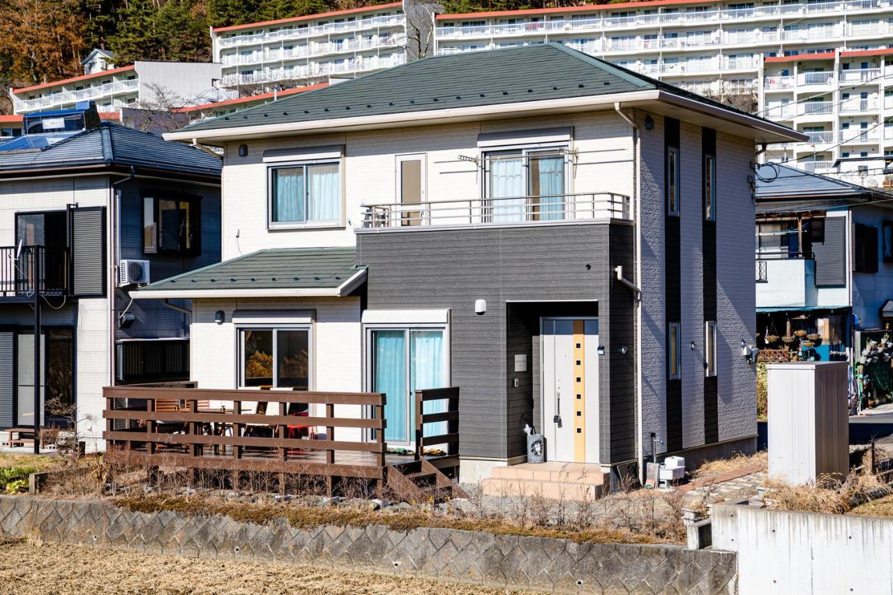 Fuji Viewest Villa Rakuwa 富士河口湖町 エクステリア 写真
